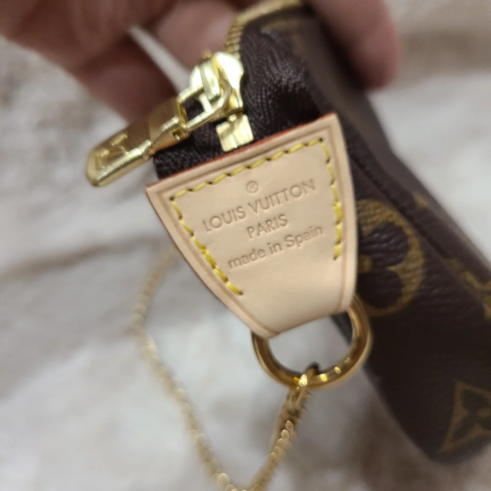 Sold - Picture 2 of 5